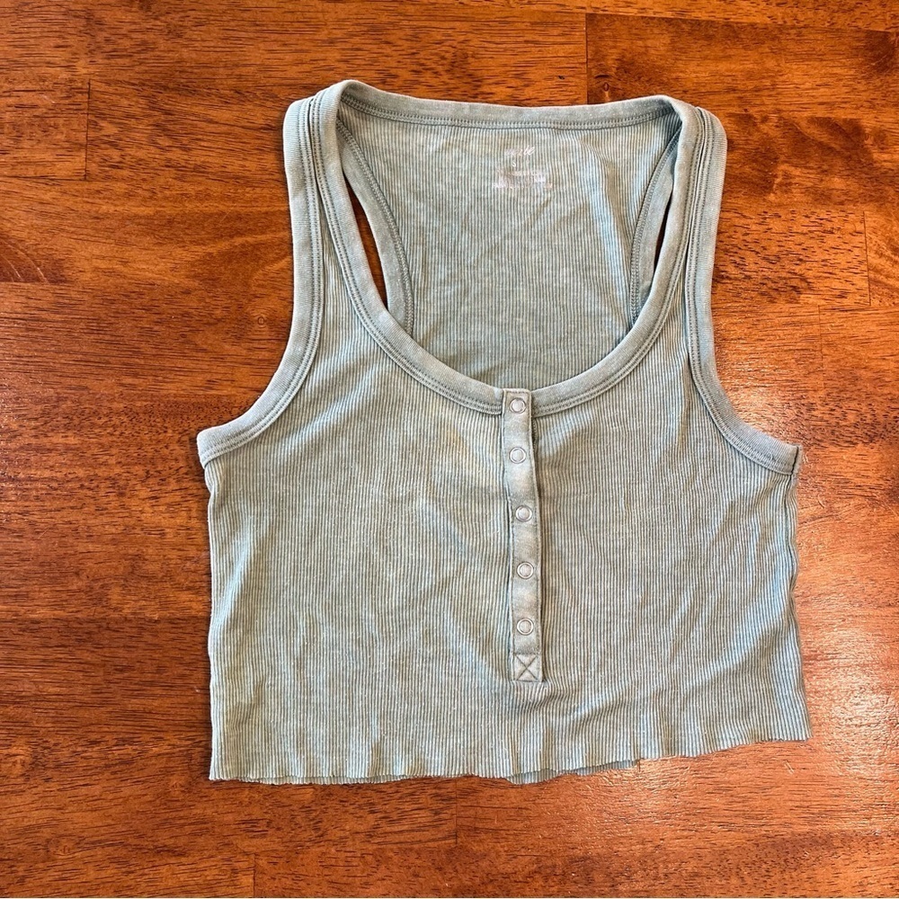 American Eagle Aerie cutoff olive color ribbed tank top size small